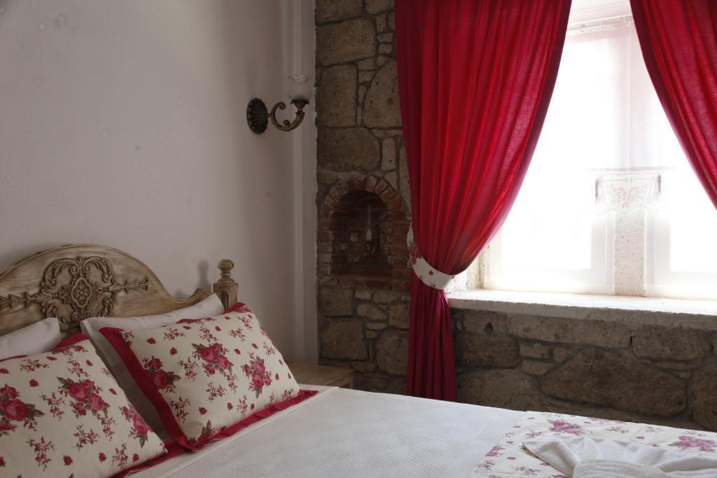 Ciftekuyu Hotel Alacati Room photo