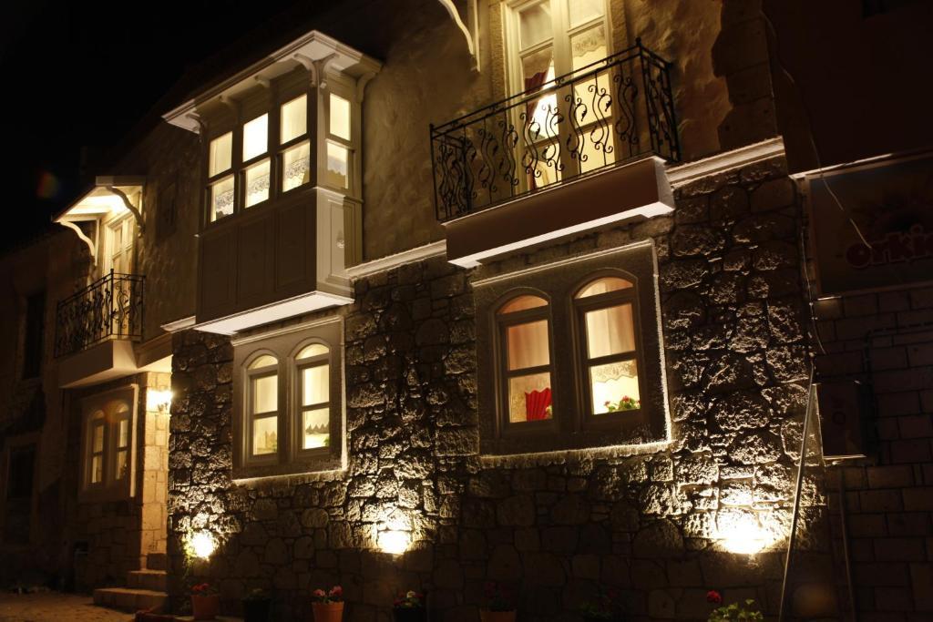 Ciftekuyu Hotel Alacati Exterior photo
